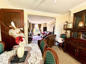 Lounge- click for photo gallery